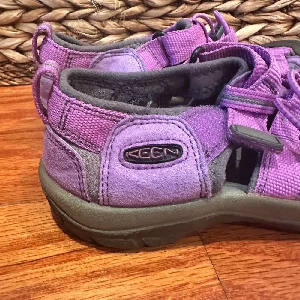 Keen Newport H2 Sandals sz 3 purpole Waterproof Sandals